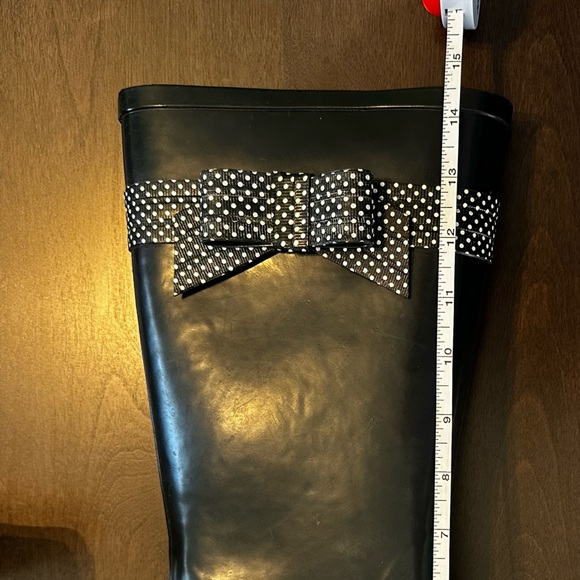 Black Wedged Rain Boots with Bow Size 9 - Picture 5 of 5